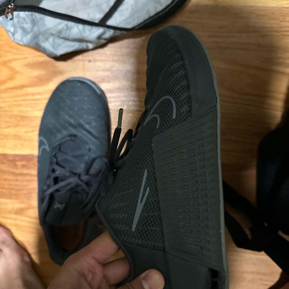 Nike black metcon 10 us 9